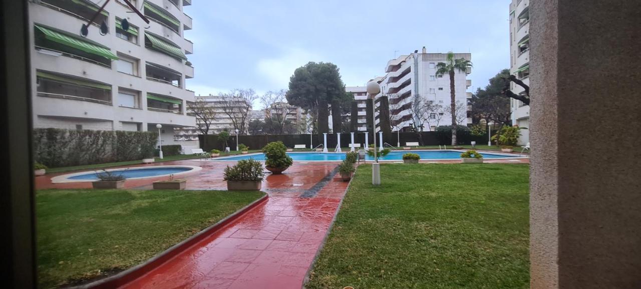Apartment Center Salou Near Port Aventura Buitenkant foto